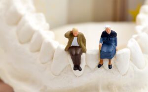 Elderly couple on a jawbone